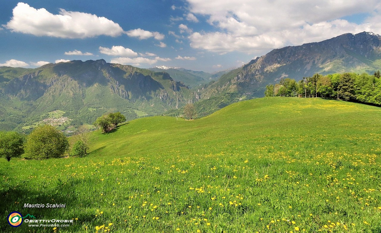 30 Il solco della Valle Taleggio....JPG